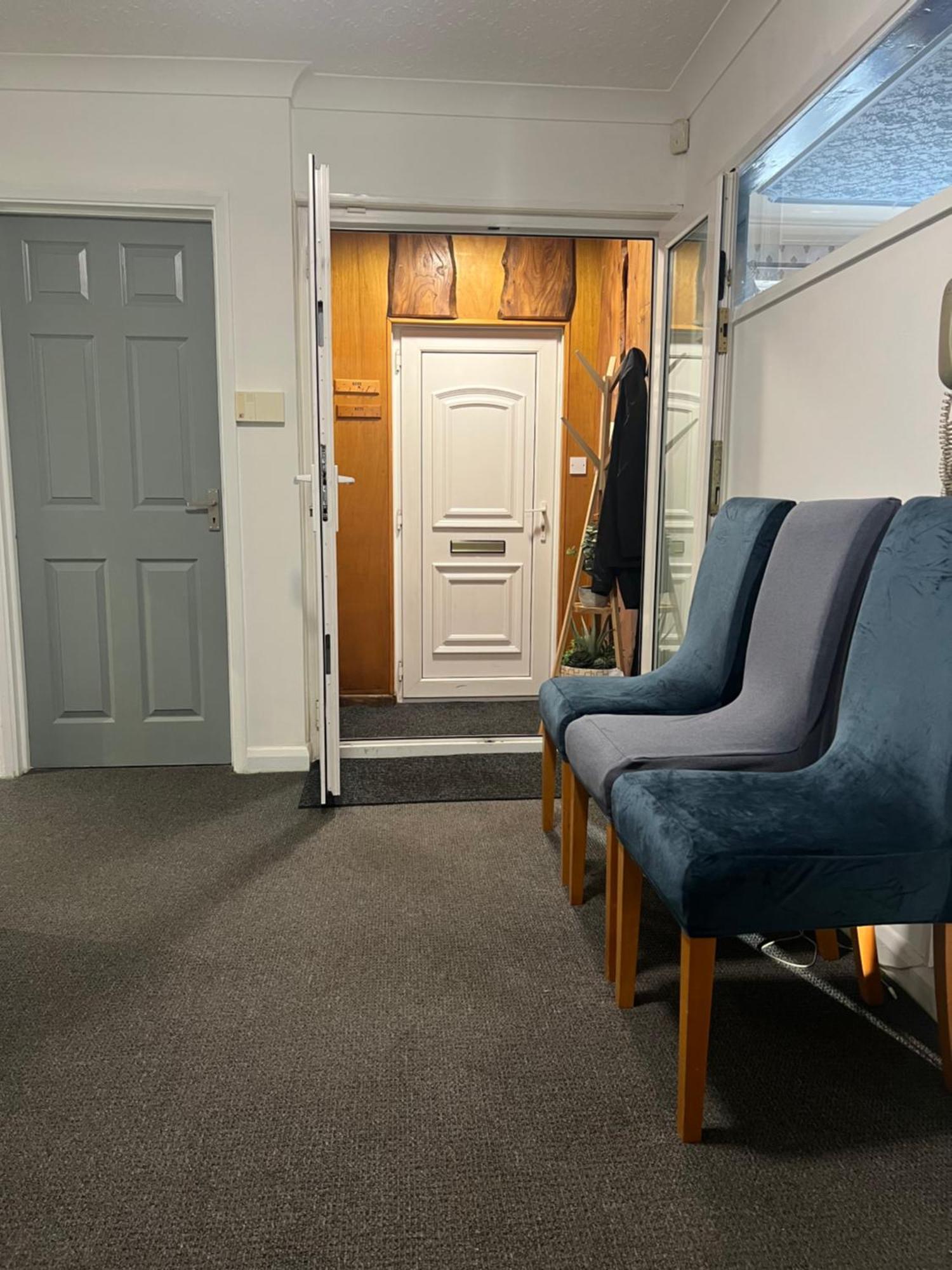 Double Room At The Bungalow With Shared Shower Room Kettering Exterior foto