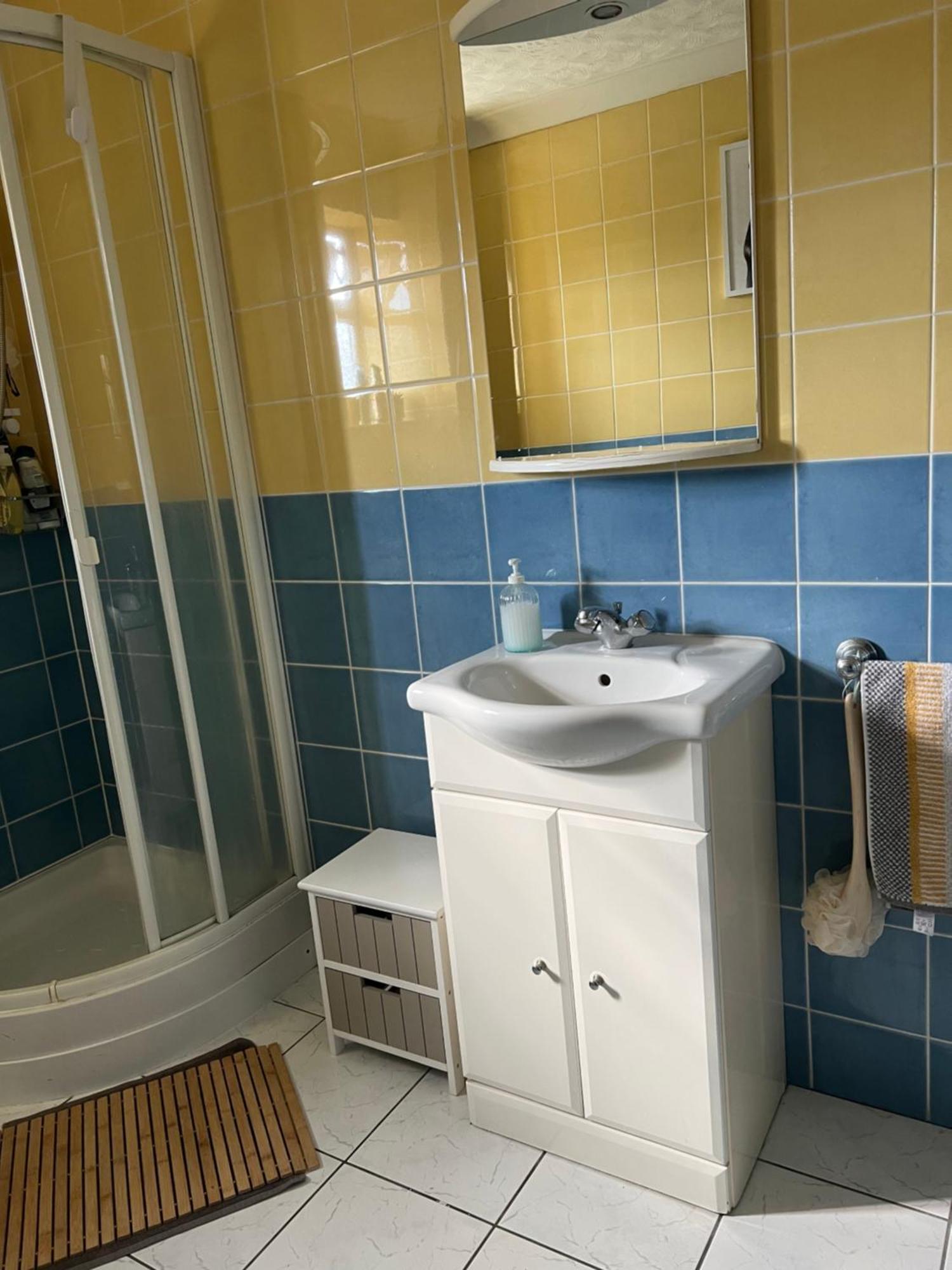 Double Room At The Bungalow With Shared Shower Room Kettering Exterior foto